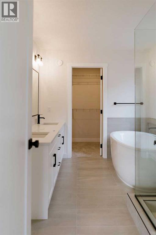 155 Perch Bend, Rural Rocky View County, Alberta  T3Z 0J8 - Photo 3 - A2243226