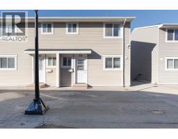 816, 600 Signal Road Thickwood