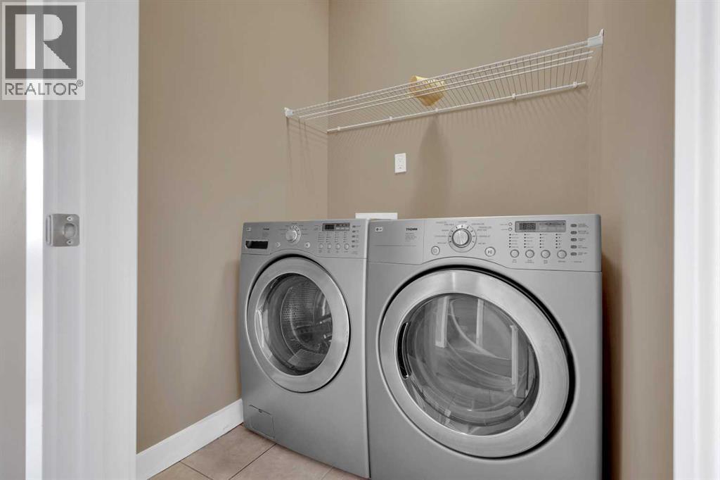 87 Baysprings Way Sw, Airdrie, Alberta  T4B 0R7 - Photo 12 - A2264015