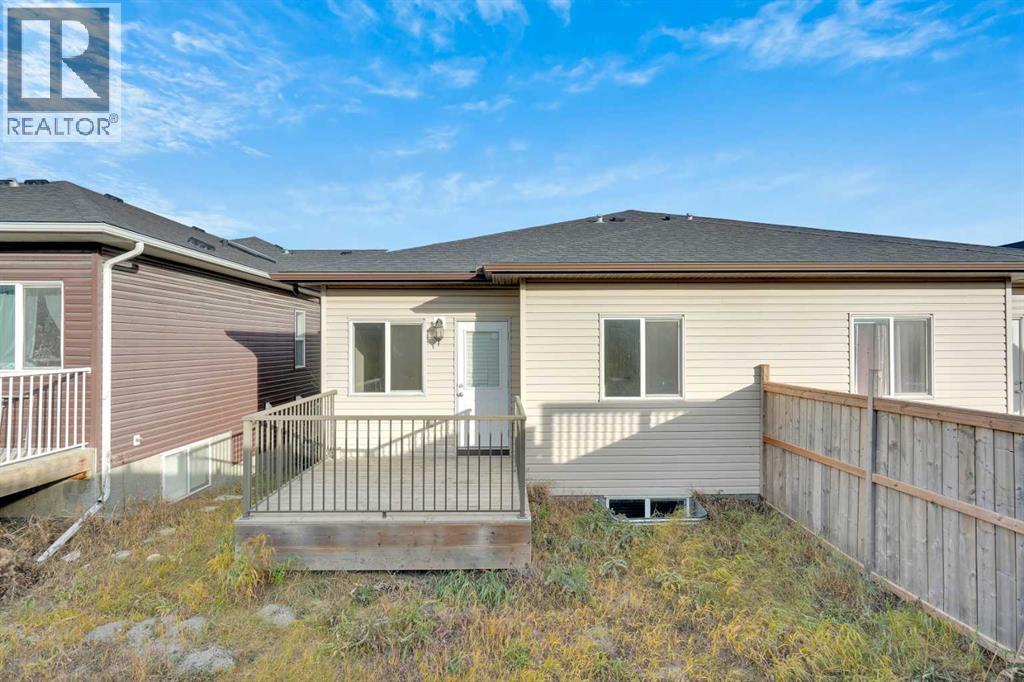 87 Baysprings Way Sw, Airdrie, Alberta  T4B 0R7 - Photo 30 - A2264015