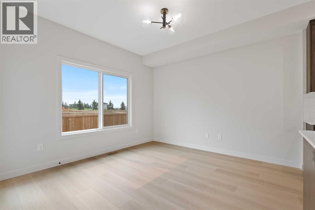 292 Waterford Way, Chestermere, Alberta  T1X 2Z9 - Photo 6 - A2266484