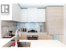 2806 660 QUAYSIDE DRIVE