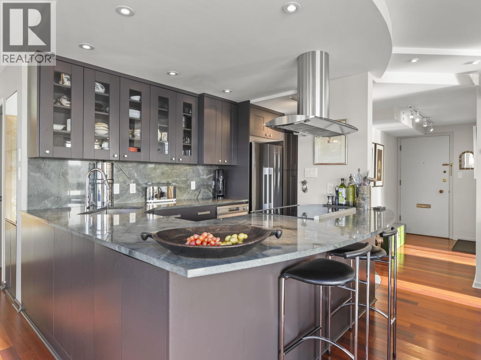 402 1575 Beach Avenue, Vancouver, British Columbia  V6G 1Y5 - Photo 13 - R3064879