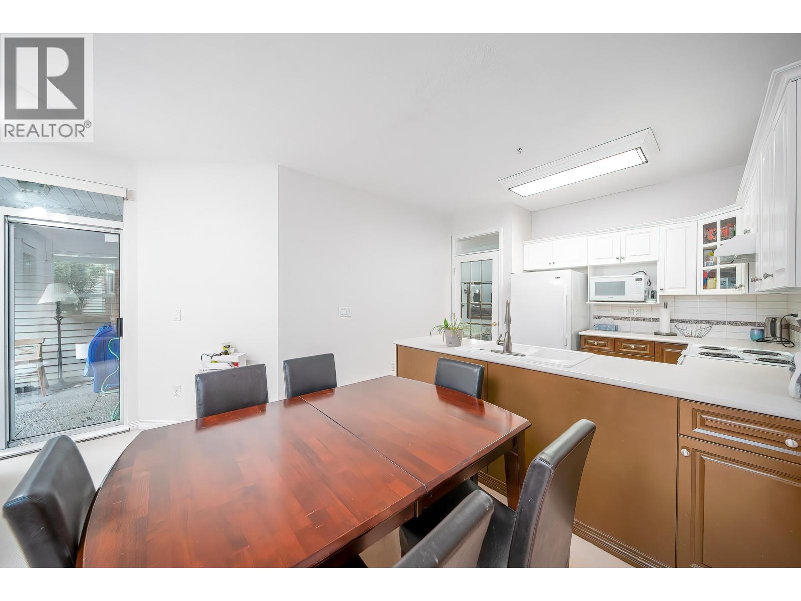 203 5270 Oakmount Crescent, Burnaby, British Columbia V5H 4S1 - Photo 15 - R3064795