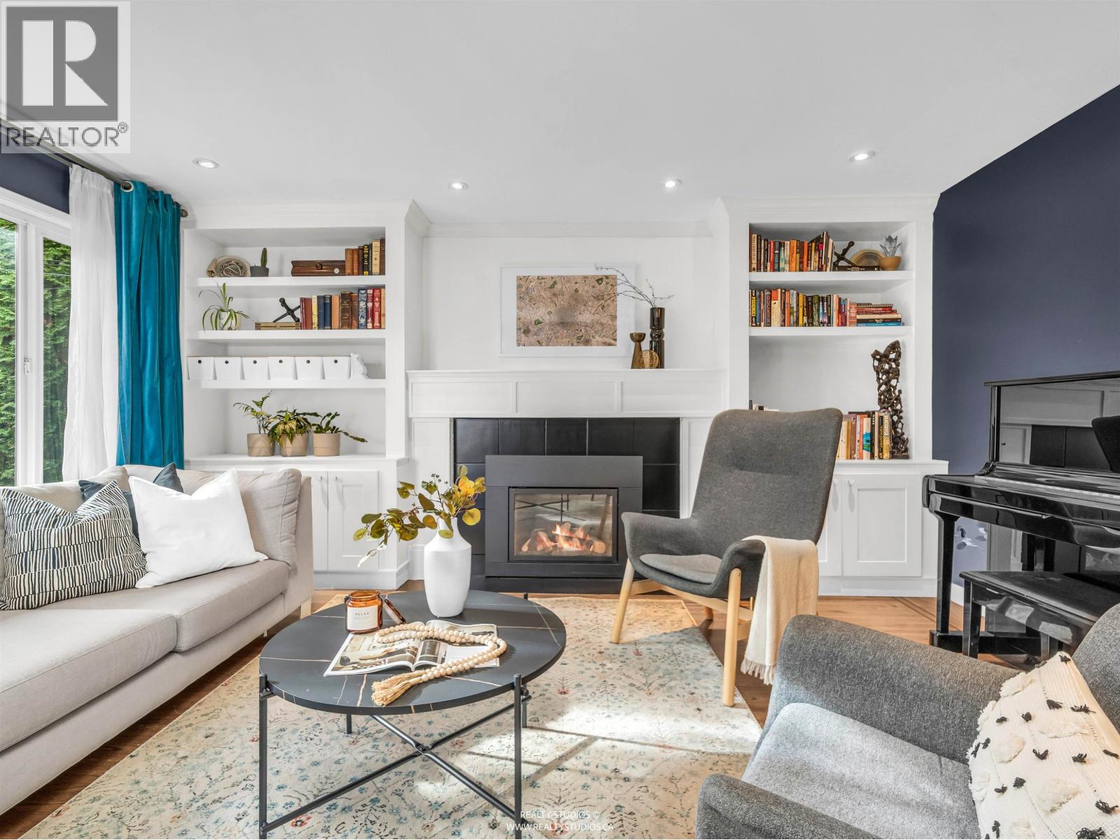 1327 E 29th Avenue, Vancouver, British Columbia V5V 2T4 - Photo 2 - R3064883