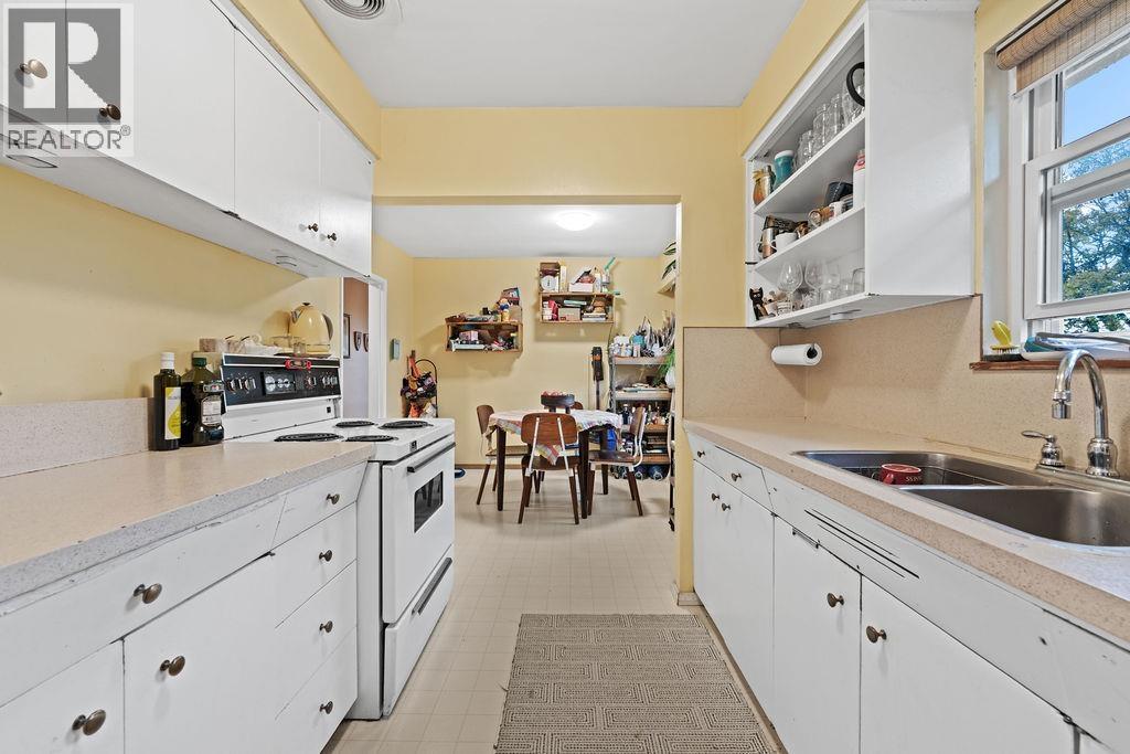 3605 Oxford Street, Vancouver, British Columbia V5K 1P4 - Photo 14 - R3064892