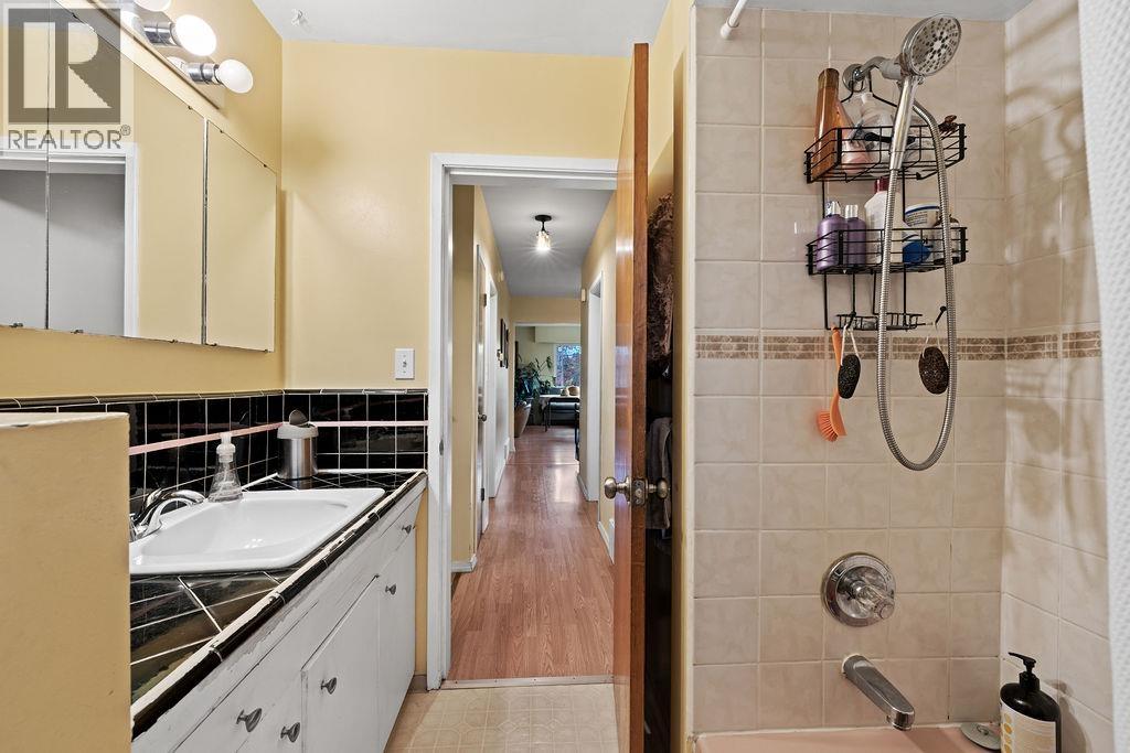 3605 Oxford Street, Vancouver, British Columbia V5K 1P4 - Photo 20 - R3064892