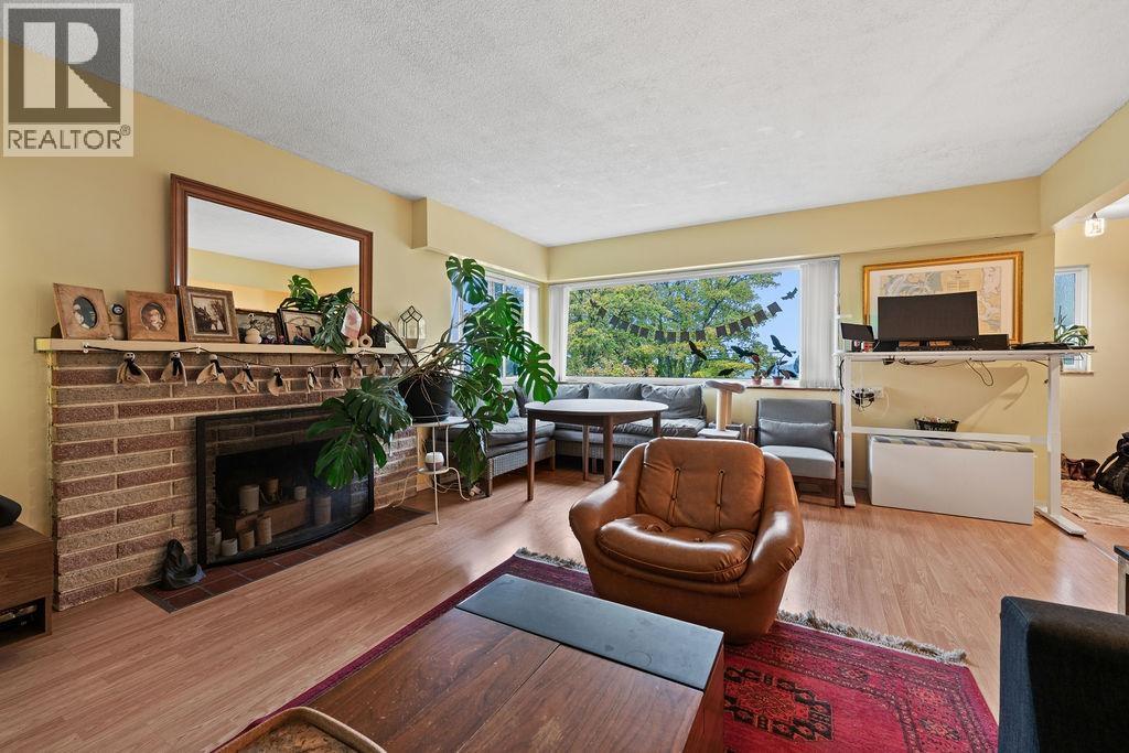 3605 Oxford Street, Vancouver, British Columbia V5K 1P4 - Photo 9 - R3064892