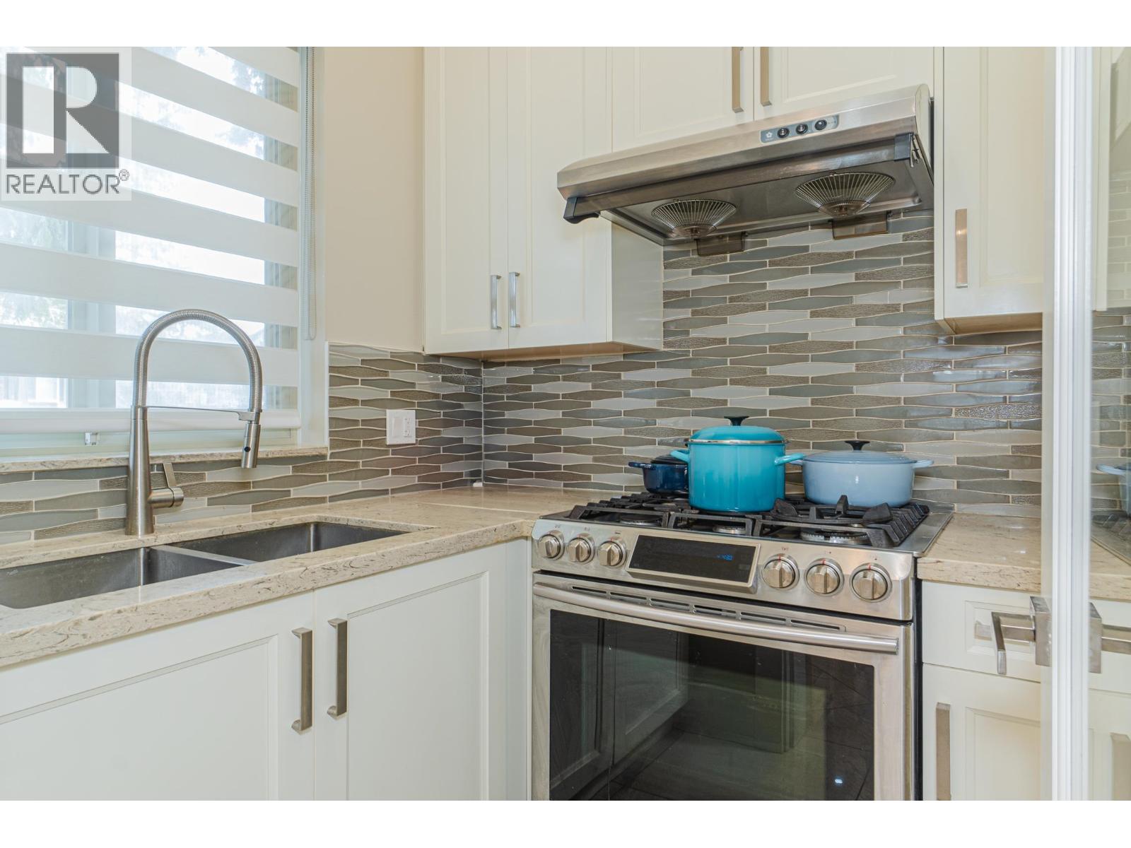 7091 Bridge Street, Richmond, British Columbia  V6Y 2S6 - Photo 19 - R3064908