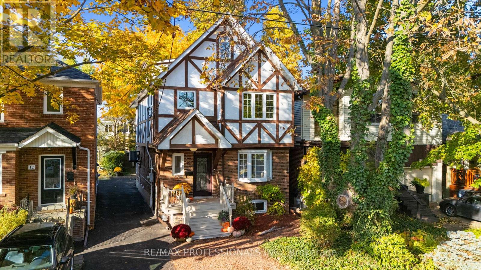 10 Ramsgate Road, Toronto, Ontario  M8V 2H2 - Photo 2 - W12510512