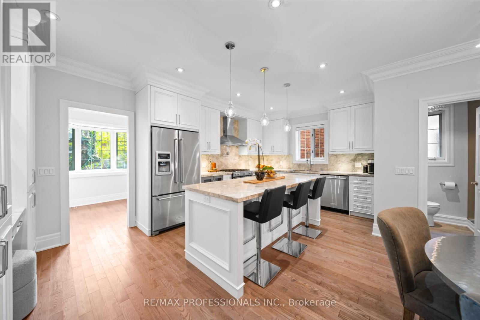 10 Ramsgate Road, Toronto, Ontario  M8V 2H2 - Photo 6 - W12510512