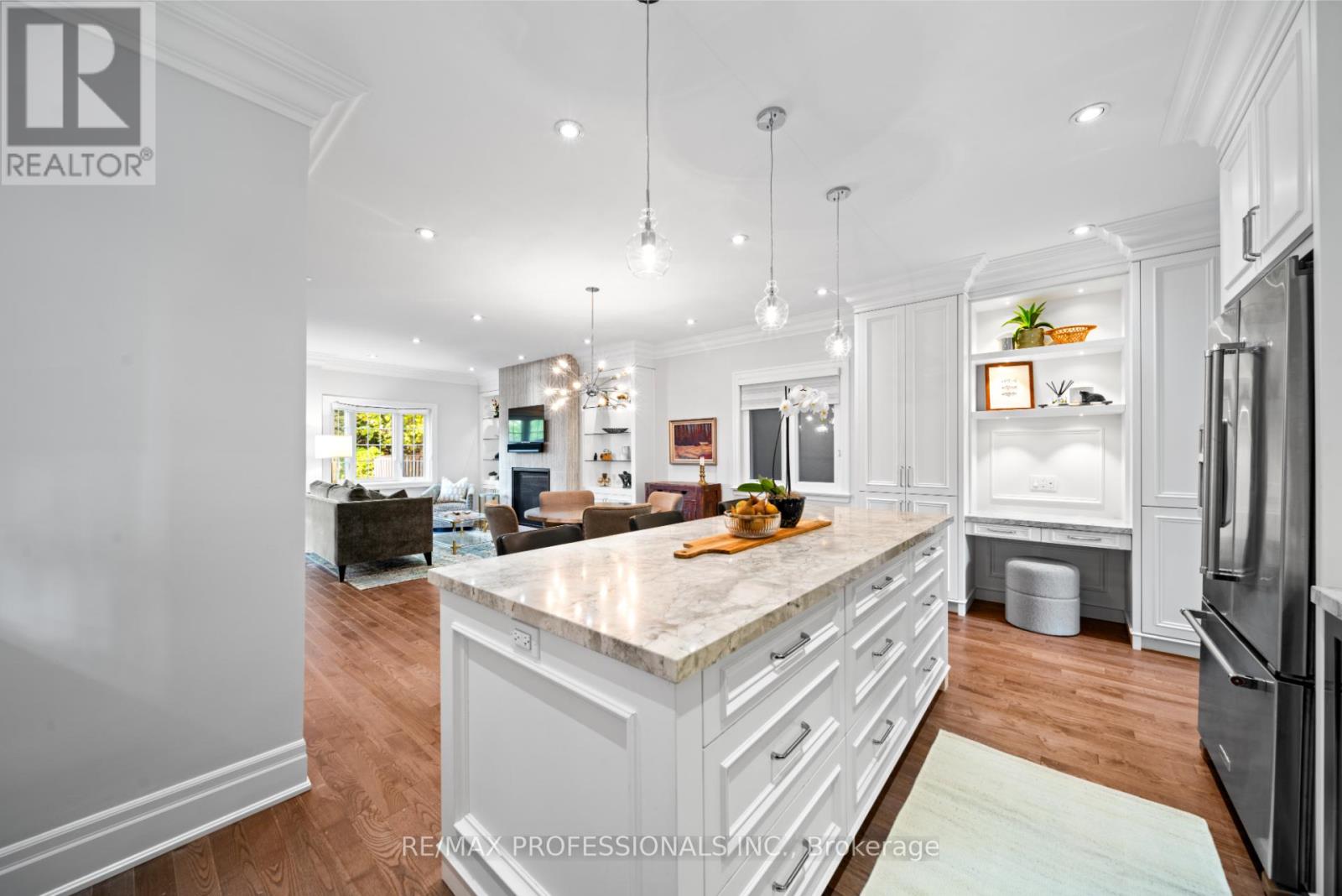 10 Ramsgate Road, Toronto, Ontario  M8V 2H2 - Photo 8 - W12510512