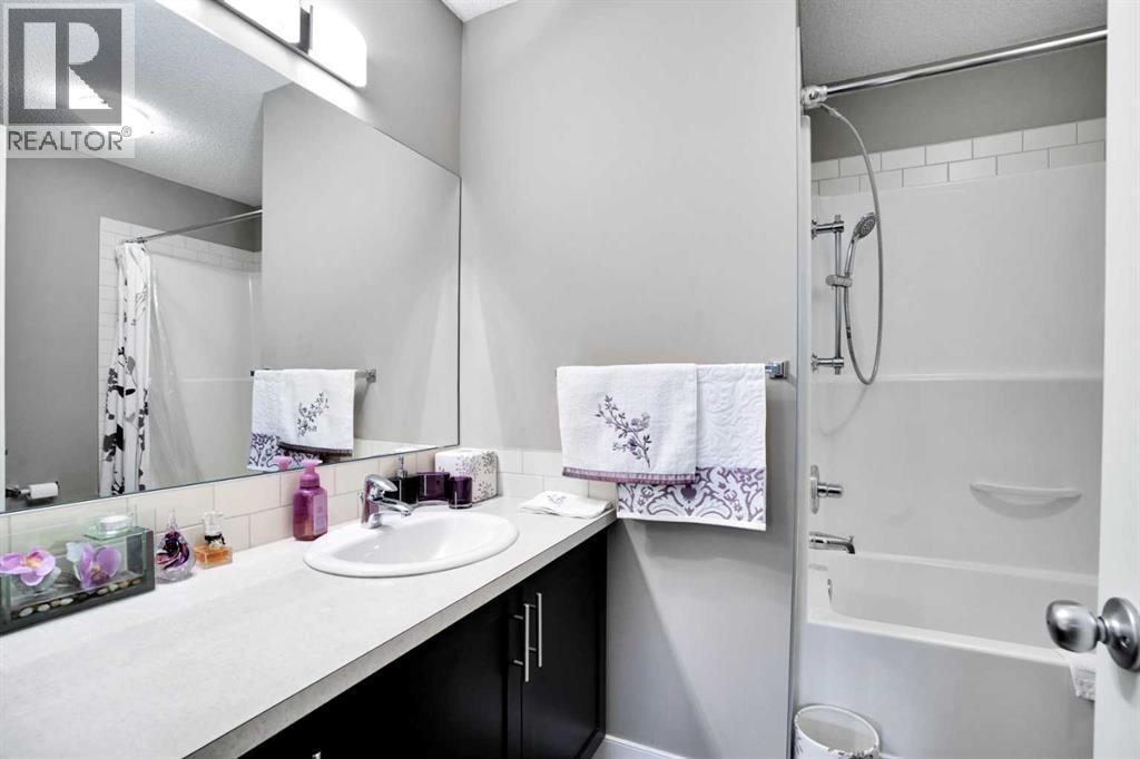 101 Pantego Lane Nw, Calgary, Alberta  T3K 0T1 - Photo 27 - A2251132