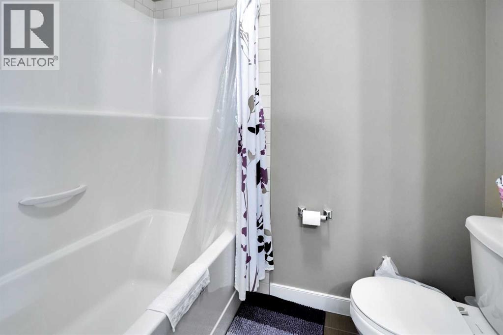 101 Pantego Lane Nw, Calgary, Alberta  T3K 0T1 - Photo 19 - A2251132