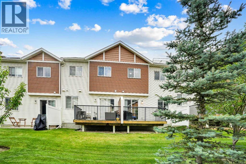 101 Pantego Lane Nw, Calgary, Alberta  T3K 0T1 - Photo 36 - A2251132