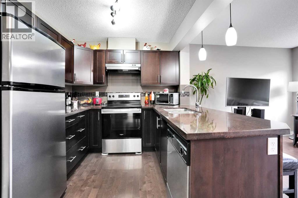 101 Pantego Lane Nw, Calgary, Alberta  T3K 0T1 - Photo 6 - A2251132