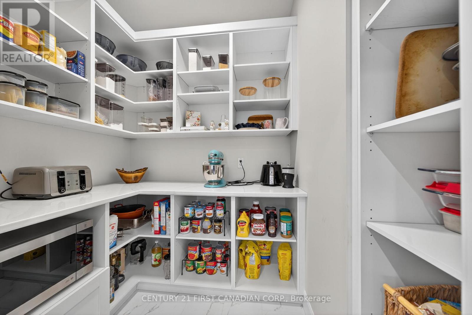 113 Macdonald Street, Lambton Shores, Ontario  N0N 1J0 - Photo 20 - X12510550