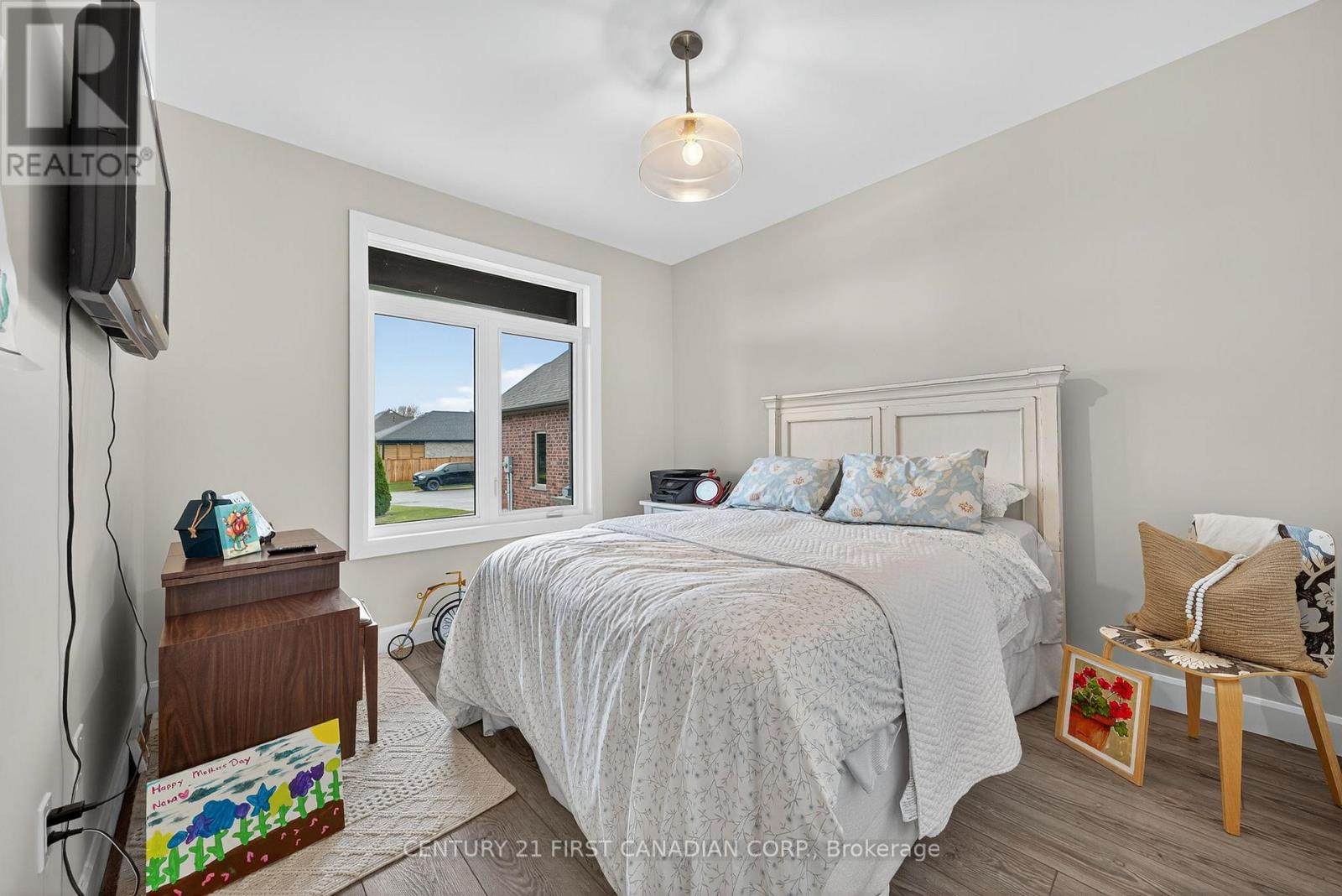 113 Macdonald Street, Lambton Shores, Ontario  N0N 1J0 - Photo 6 - X12510550