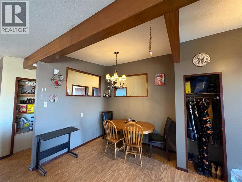 5639 48 Avenue A,b Crescent, Ponoka, Alberta  T4J 1K2 - Photo 10 - A2268983