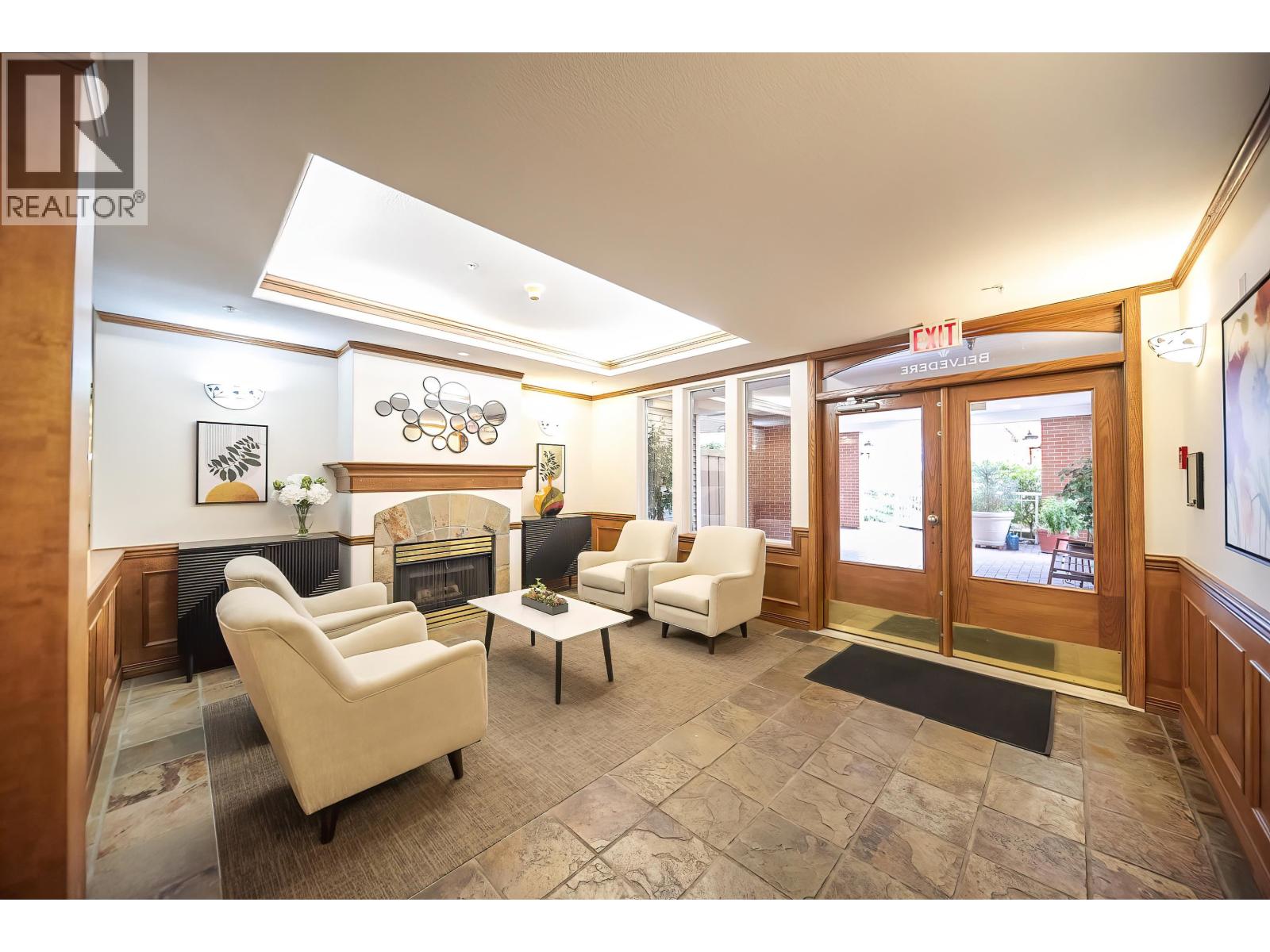 203 5270 Oakmount Crescent, Burnaby, British Columbia V5H 4S1 - Photo 4 - R3064795