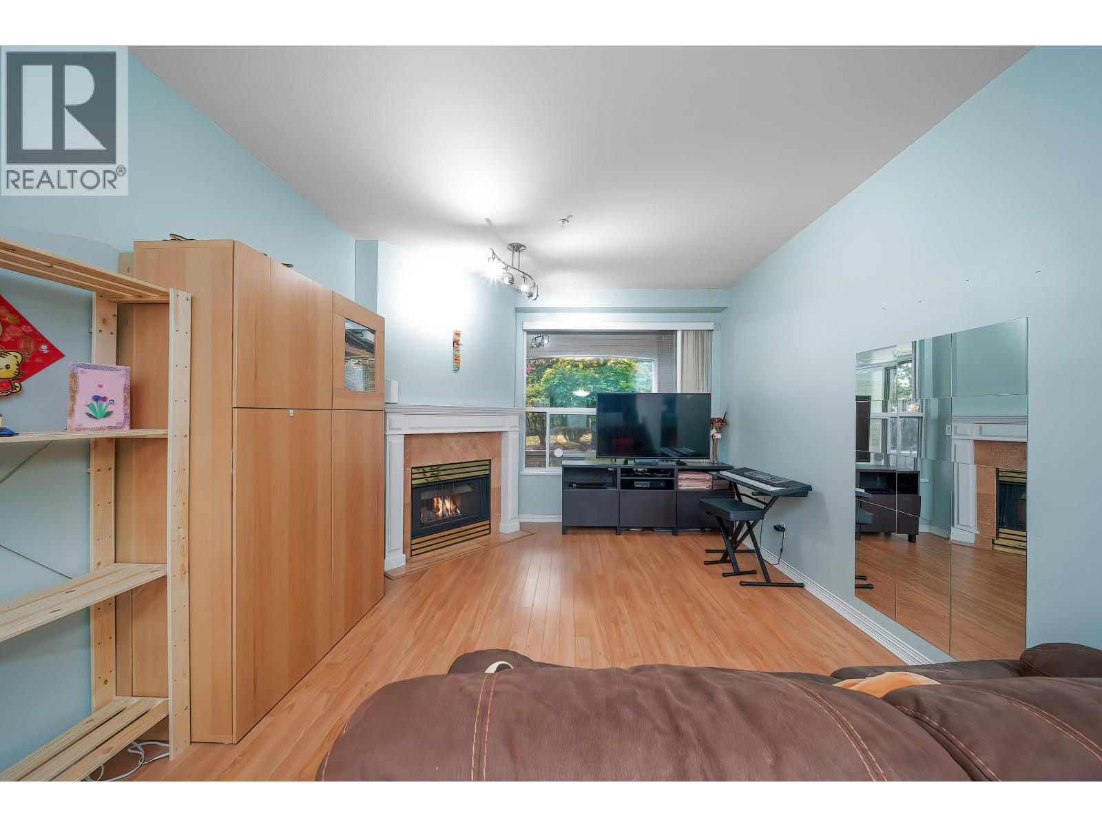 203 5270 Oakmount Crescent, Burnaby, British Columbia V5H 4S1 - Photo 7 - R3064795