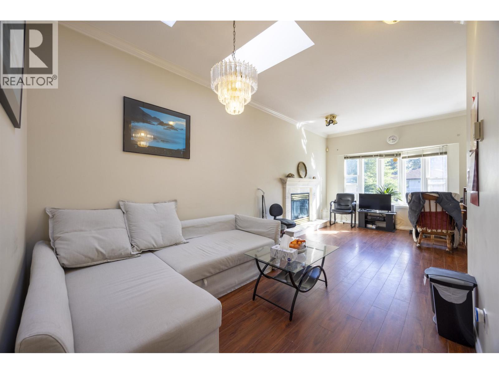 739 E 20th Avenue, Vancouver, British Columbia  V5V 1N2 - Photo 2 - R3064805