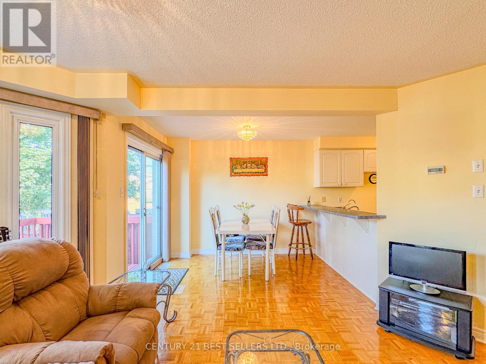 5347 Red Brush Drive, Mississauga, Ontario  L4Z 3Z5 - Photo 11 - W12413323