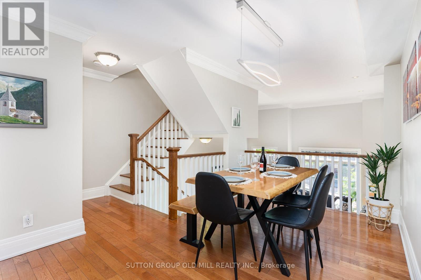 4 Hunter Avenue, Toronto, Ontario  M6E 2C8 - Photo 6 - W12460102