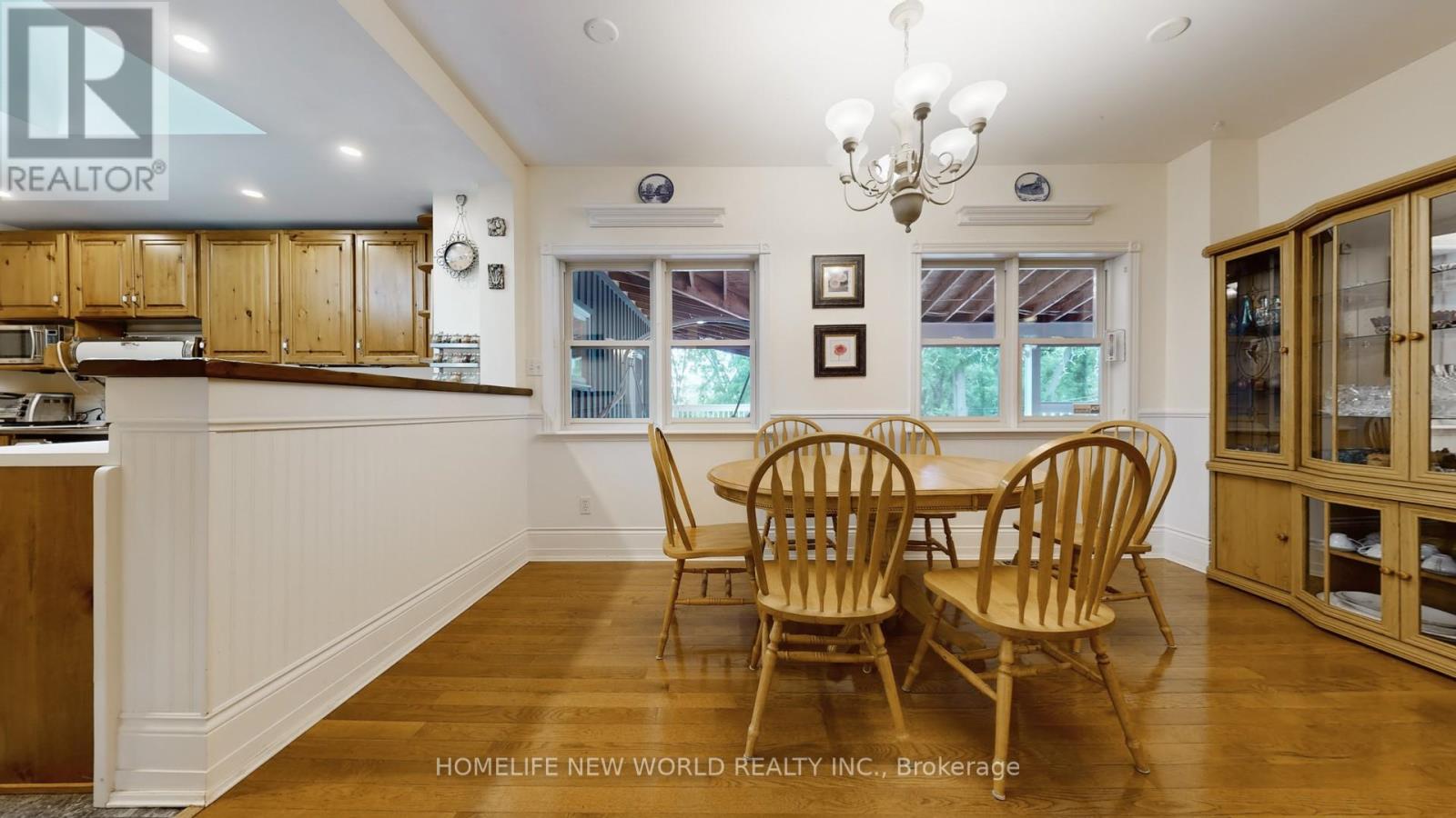 18770 Leslie Street, East Gwillimbury, Ontario  L0G 1V0 - Photo 8 - N12510538