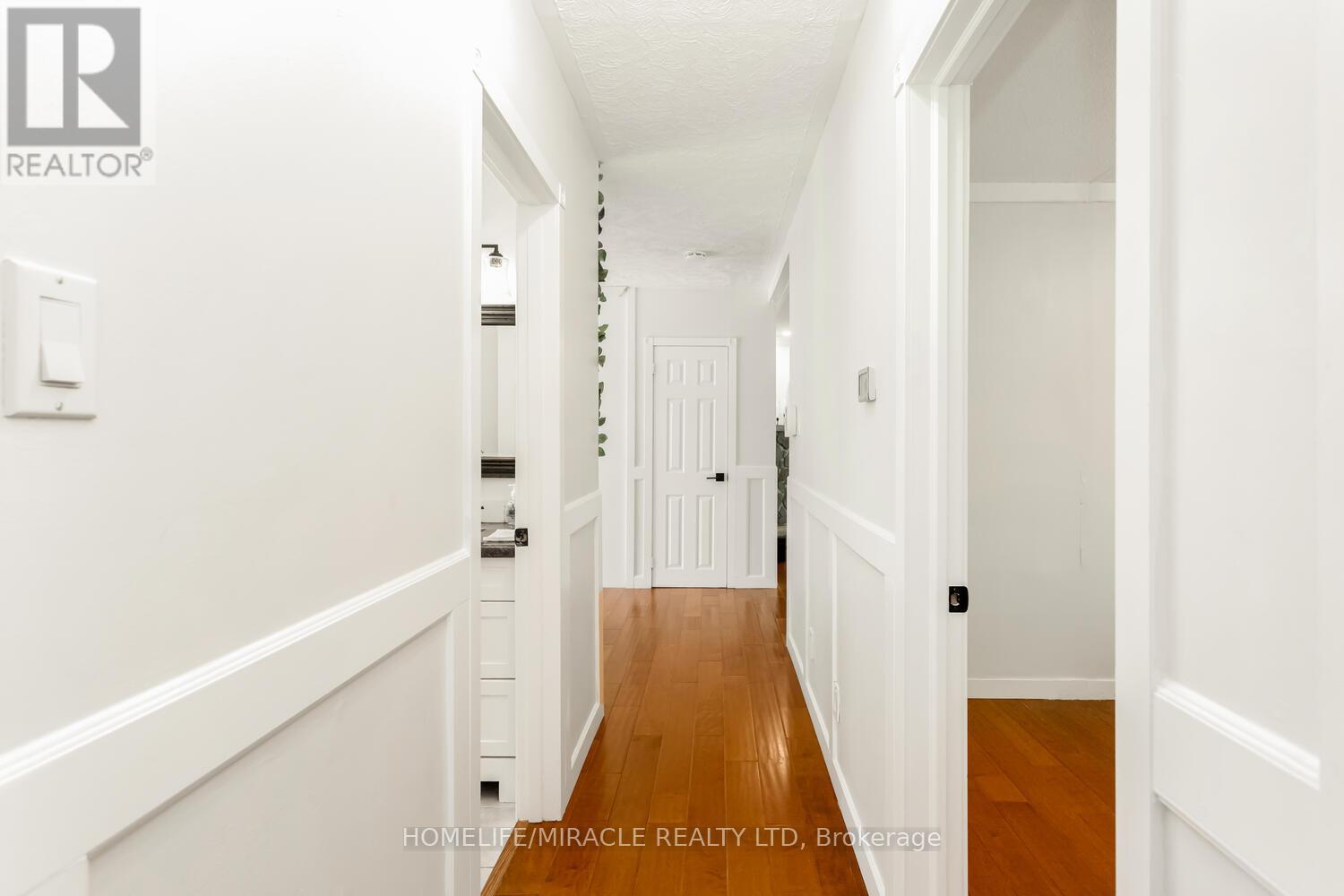 17 Kinsley Street, King (Nobleton), Ontario L0G 1N0 - Photo 23 - N12510600