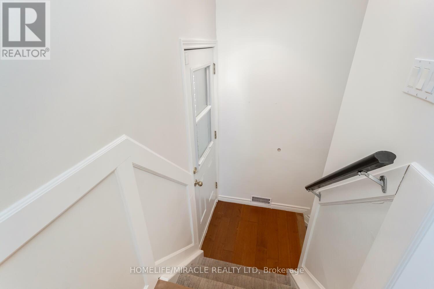 17 Kinsley Street, King (Nobleton), Ontario L0G 1N0 - Photo 34 - N12510600