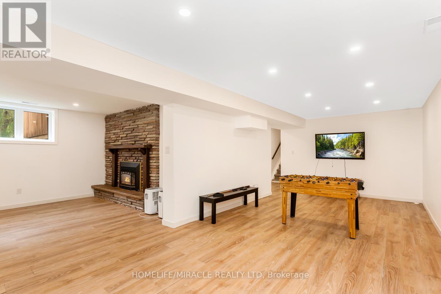 17 Kinsley Street, King (Nobleton), Ontario L0G 1N0 - Photo 40 - N12510600