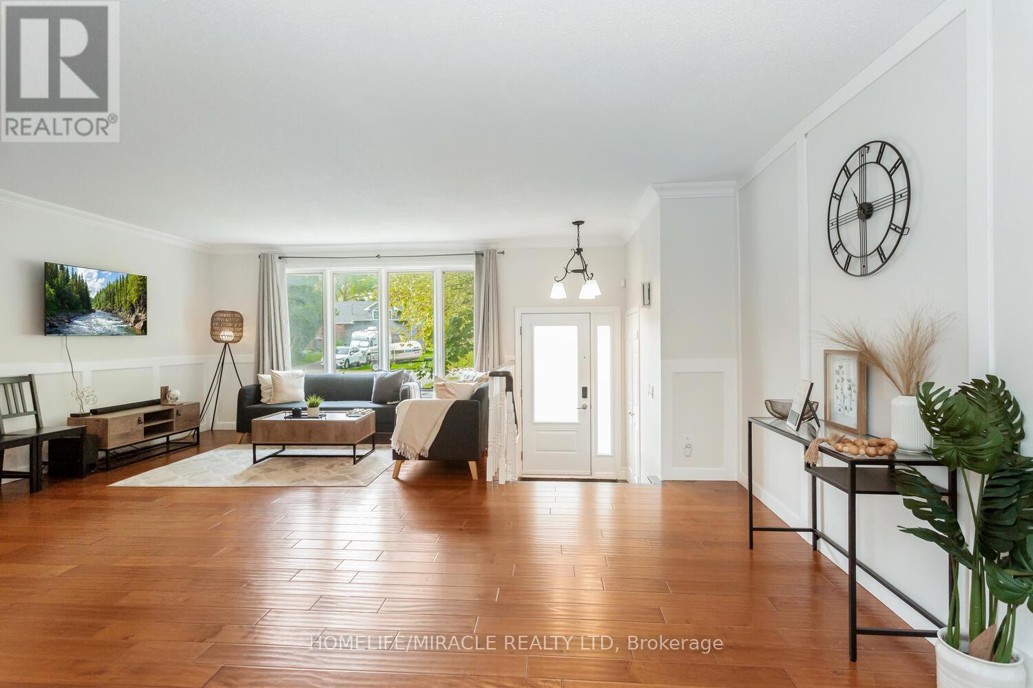 17 Kinsley Street, King (Nobleton), Ontario L0G 1N0 - Photo 6 - N12510600