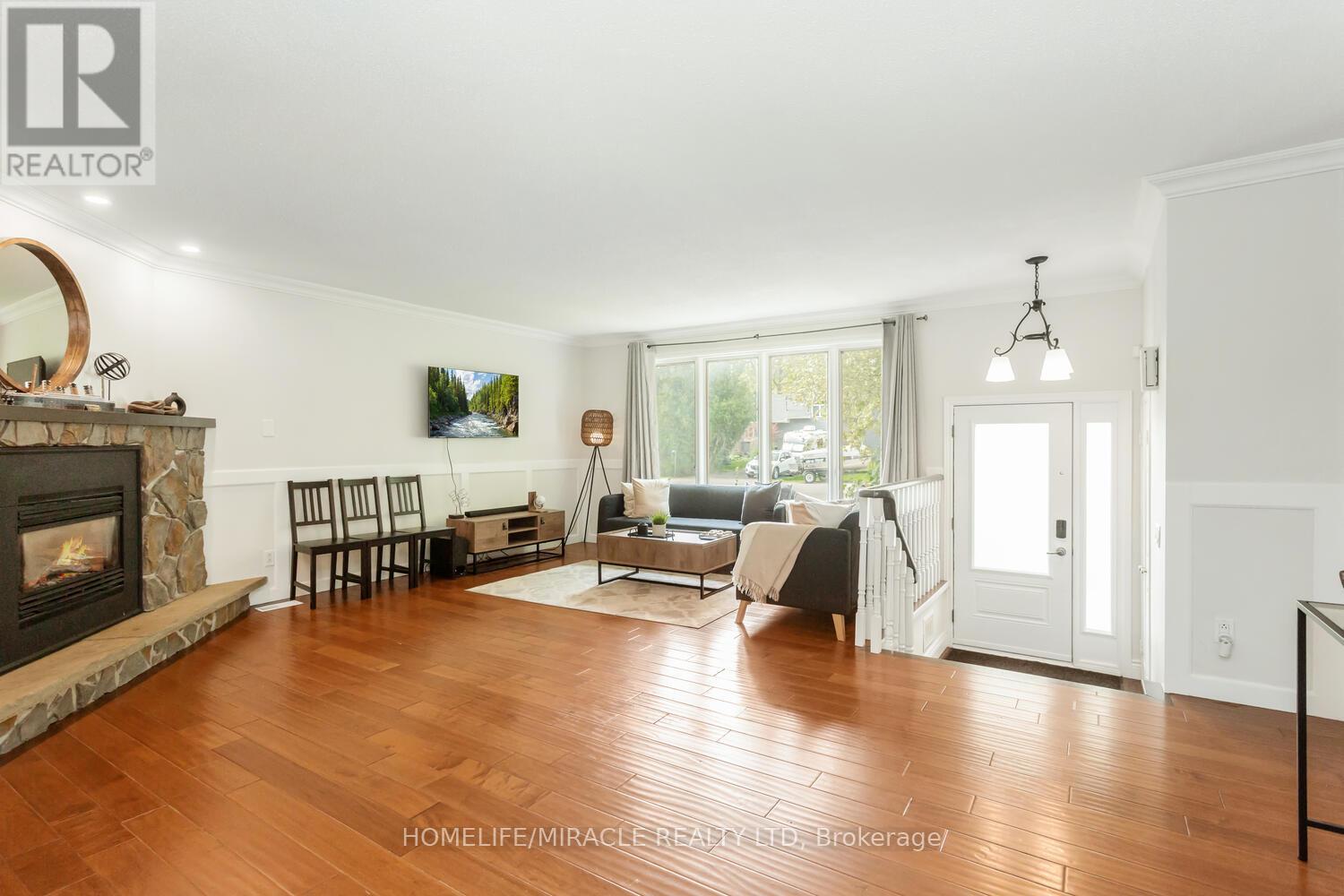 17 Kinsley Street, King (Nobleton), Ontario L0G 1N0 - Photo 7 - N12510600