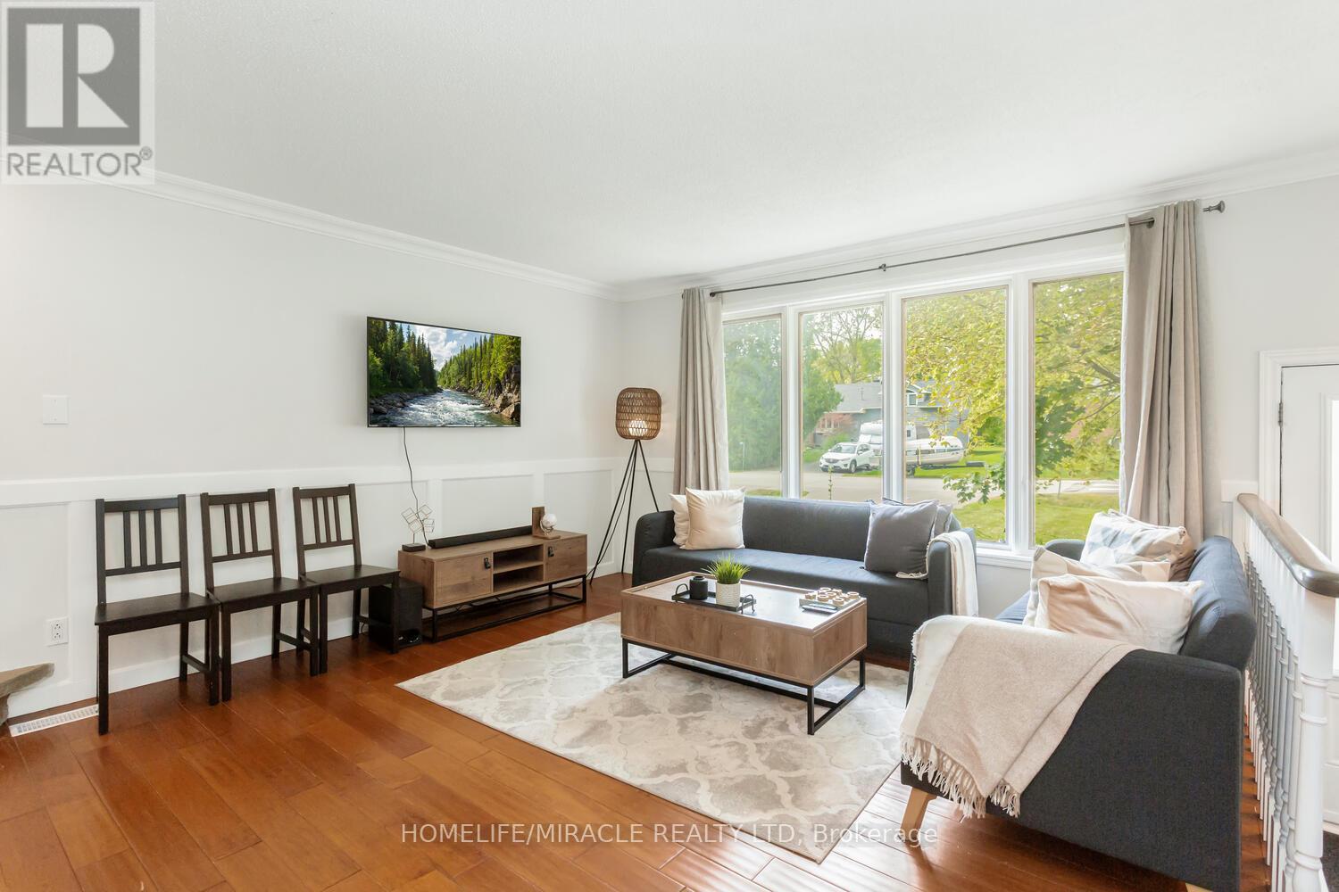 17 Kinsley Street, King (Nobleton), Ontario L0G 1N0 - Photo 9 - N12510600