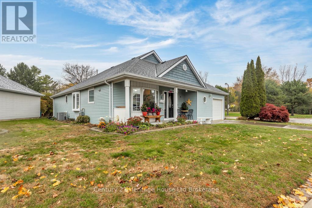 5 Dereham Drive, Tillsonburg, Ontario  N4G 5L8 - Photo 1 - X12510606