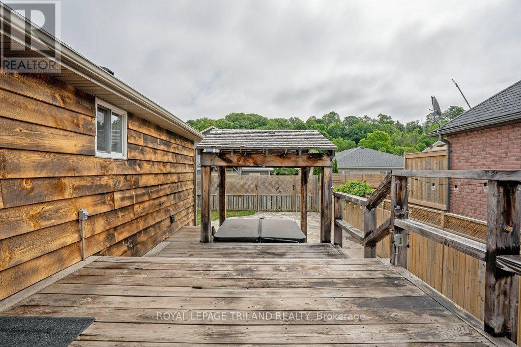 307 Frances Street, Central Elgin, Ontario  N5L 1B2 - Photo 34 - X12400646