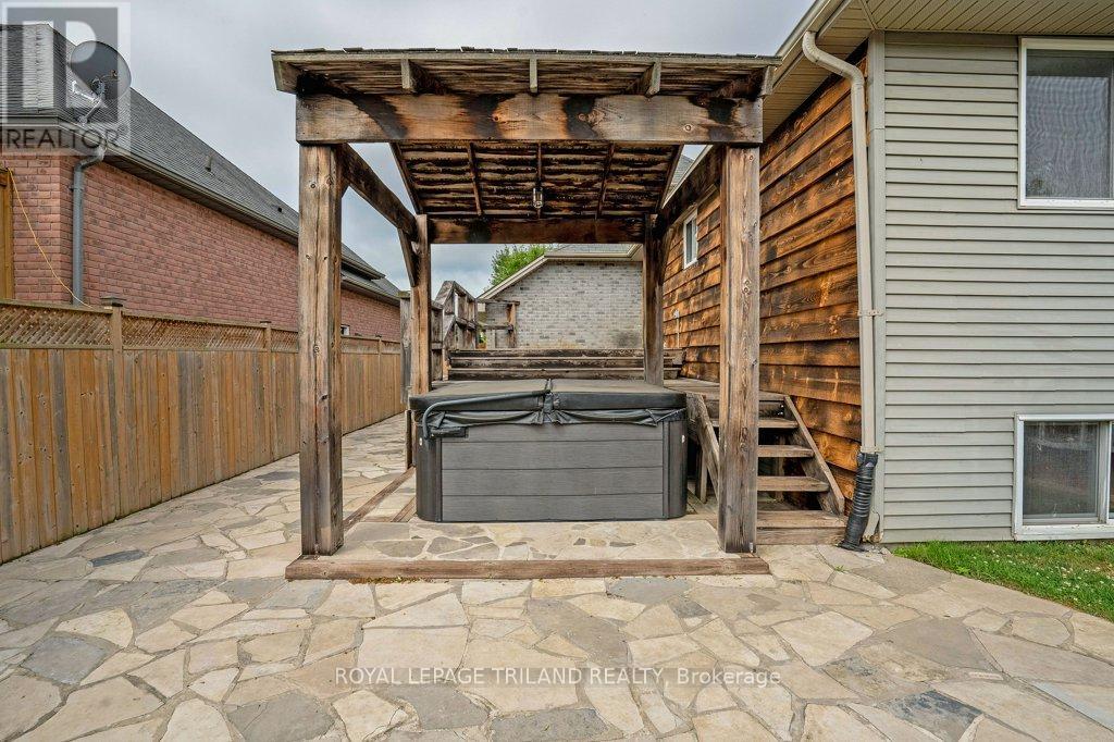 307 Frances Street, Central Elgin, Ontario  N5L 1B2 - Photo 39 - X12400646