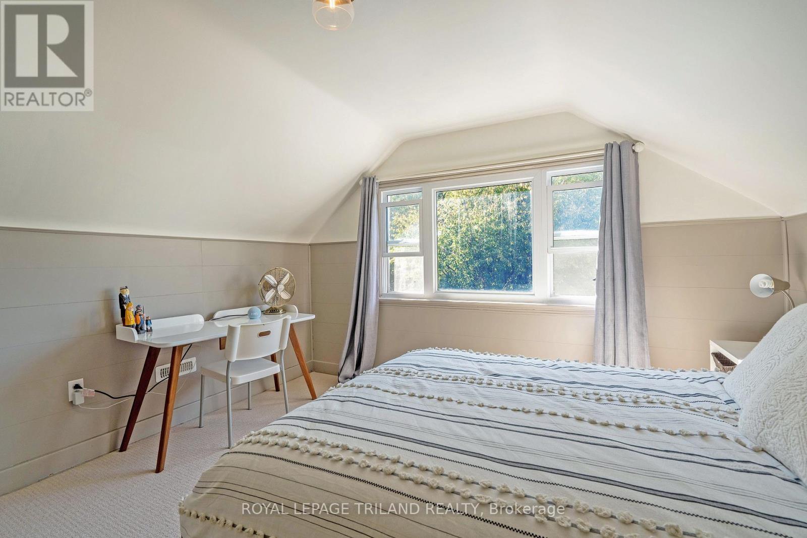 Photo 29 of 49 for 18 Tecumseh Street