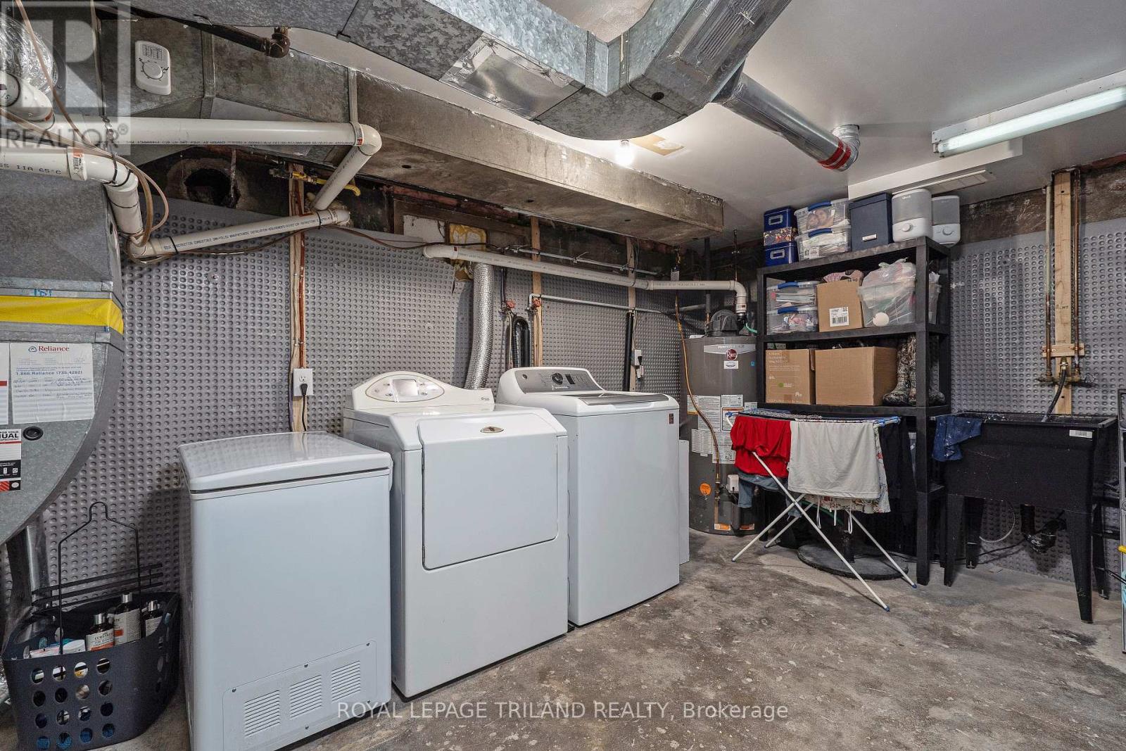 Photo 37 of 49 for 18 Tecumseh Street