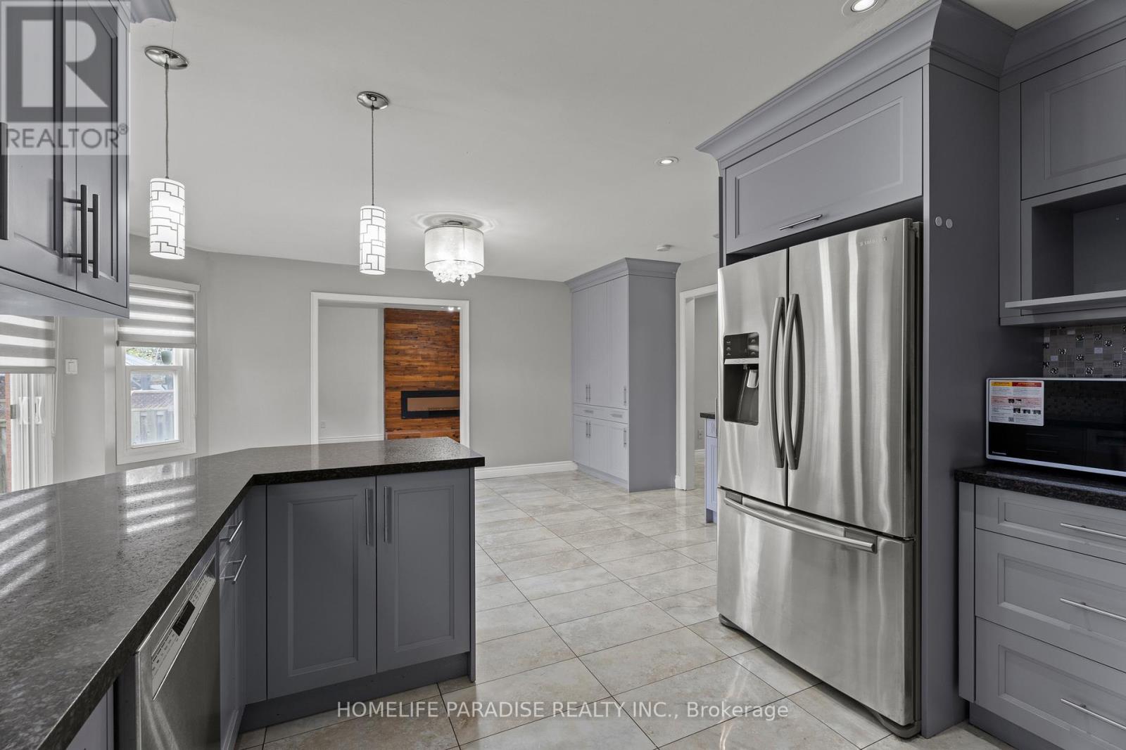 6 Ivy Lea Court, Brampton, Ontario  L6Y 4K6 - Photo 13 - W12510562