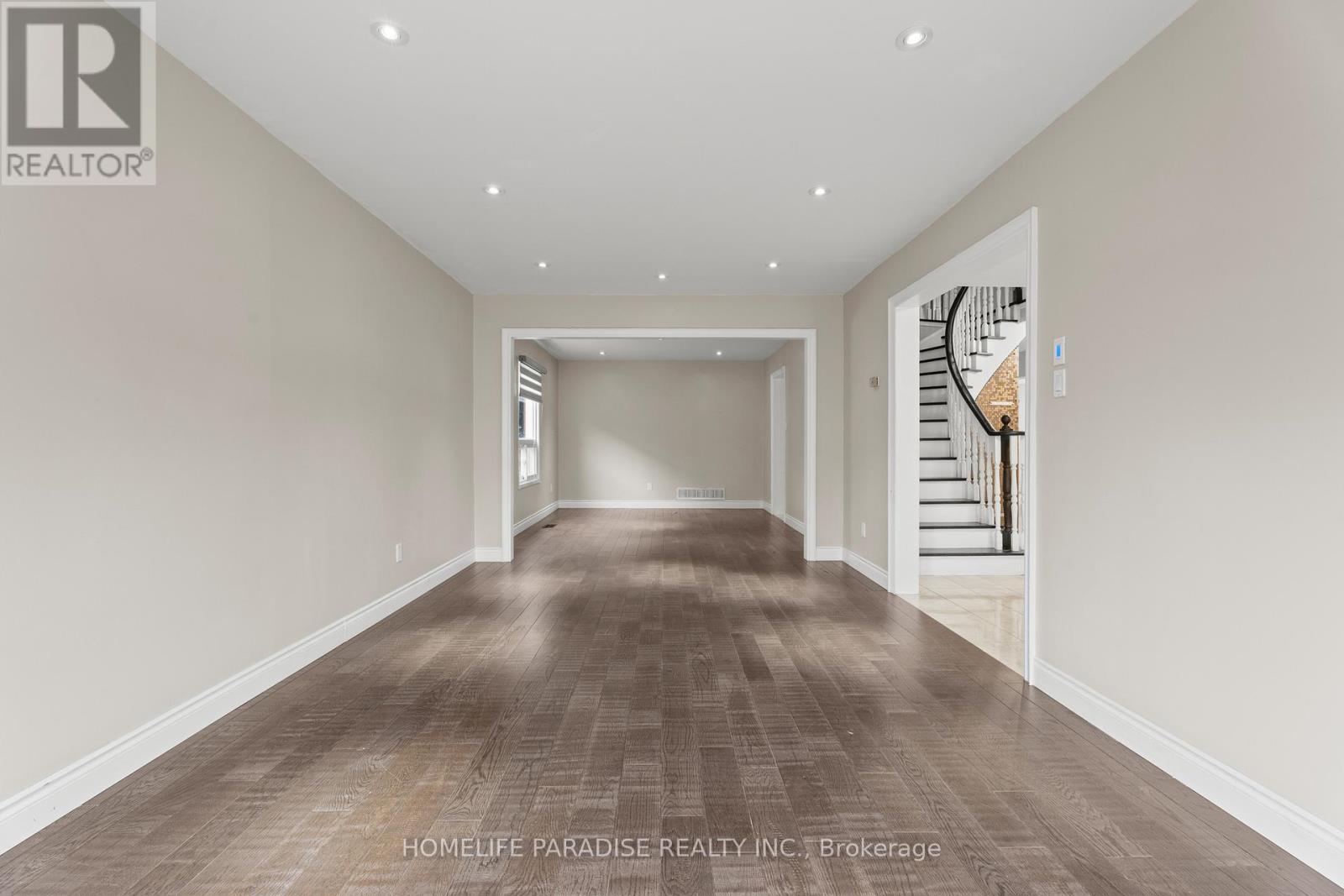 6 Ivy Lea Court, Brampton, Ontario  L6Y 4K6 - Photo 6 - W12510562