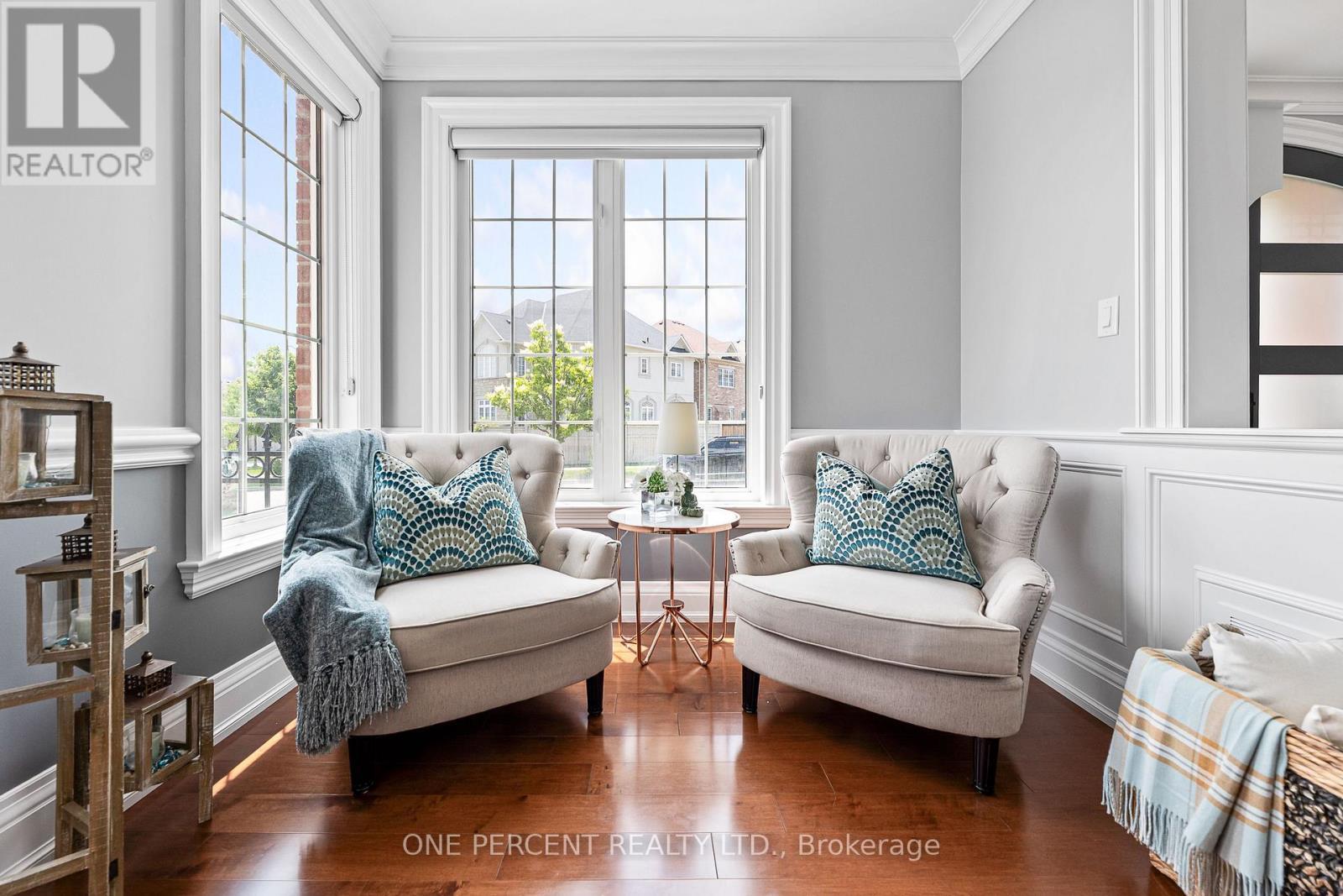 102 Monkton Circle, Brampton, Ontario  L6Y 5Z5 - Photo 9 - W12510564