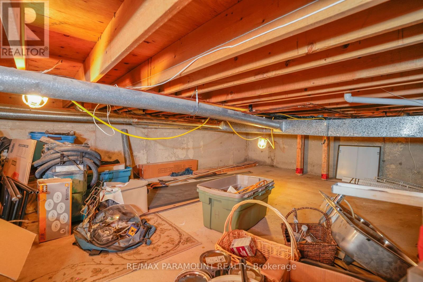 8 Edwin Drive, Brampton, Ontario  L6Y 1A1 - Photo 38 - W12510568