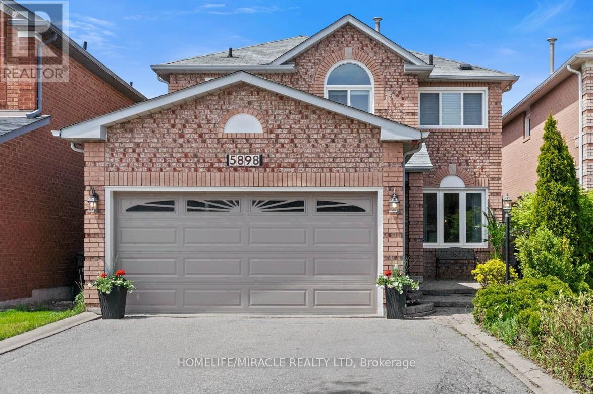 5898 MERSEY STREET, Mississauga, Ontario