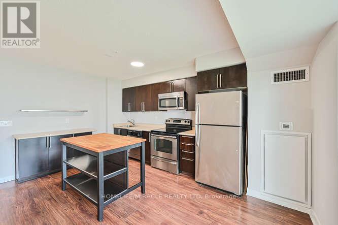 1401 - 155 Legion Road N, Toronto, Ontario  M8Y 0A7 - Photo 17 - W12510584