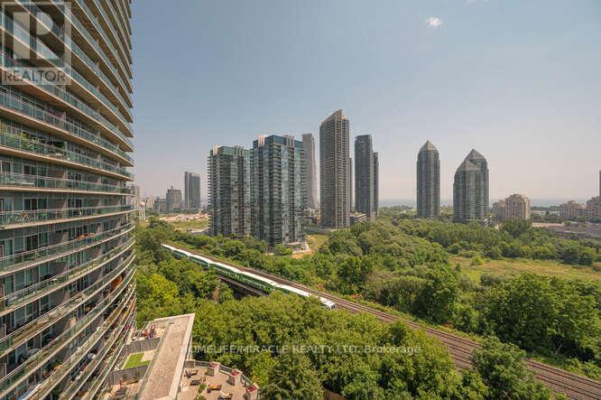 1401 - 155 Legion Road N, Toronto, Ontario  M8Y 0A7 - Photo 33 - W12510584