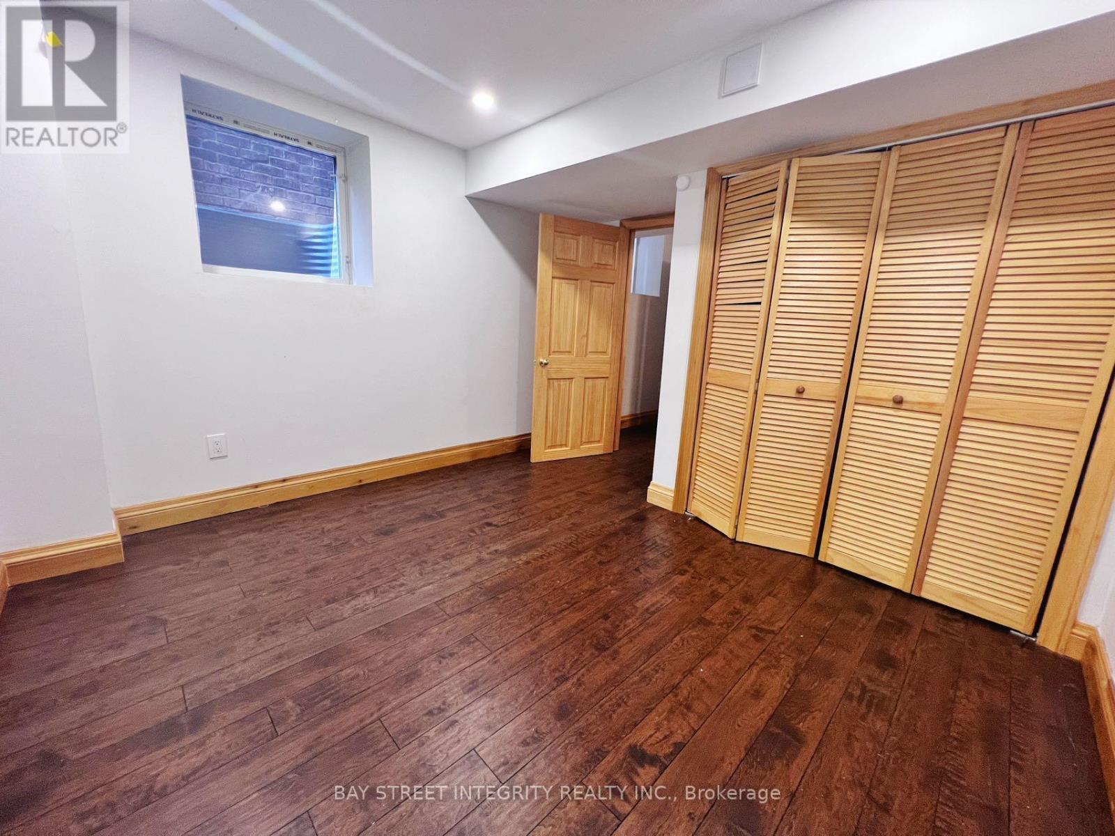 Bsmt-220 Sixteen Mile Drive, Oakville, Ontario  L6M 0T8 - Photo 6 - W12510594