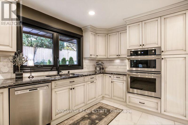 471 Scenic Drive, Hamilton, Ontario  L9C 1G7 - Photo 14 - X12510574