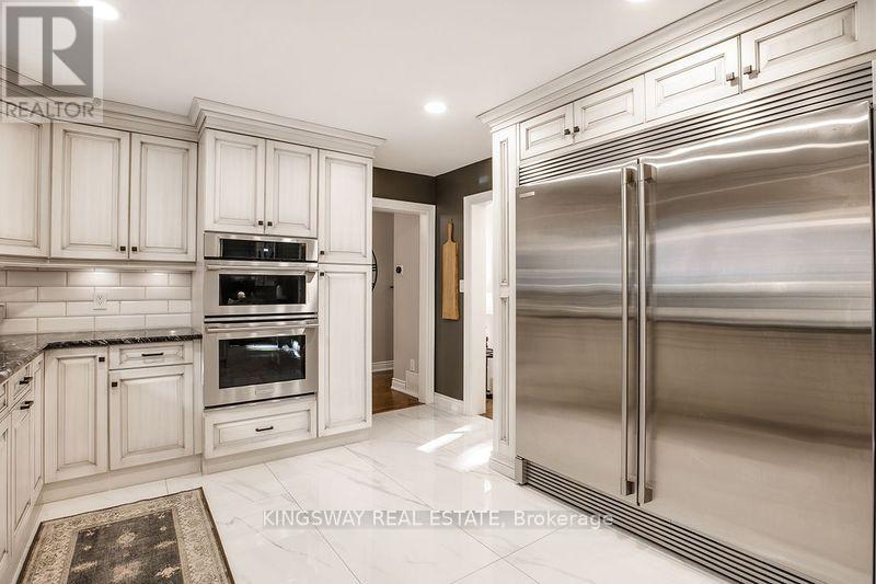 471 Scenic Drive, Hamilton, Ontario  L9C 1G7 - Photo 15 - X12510574